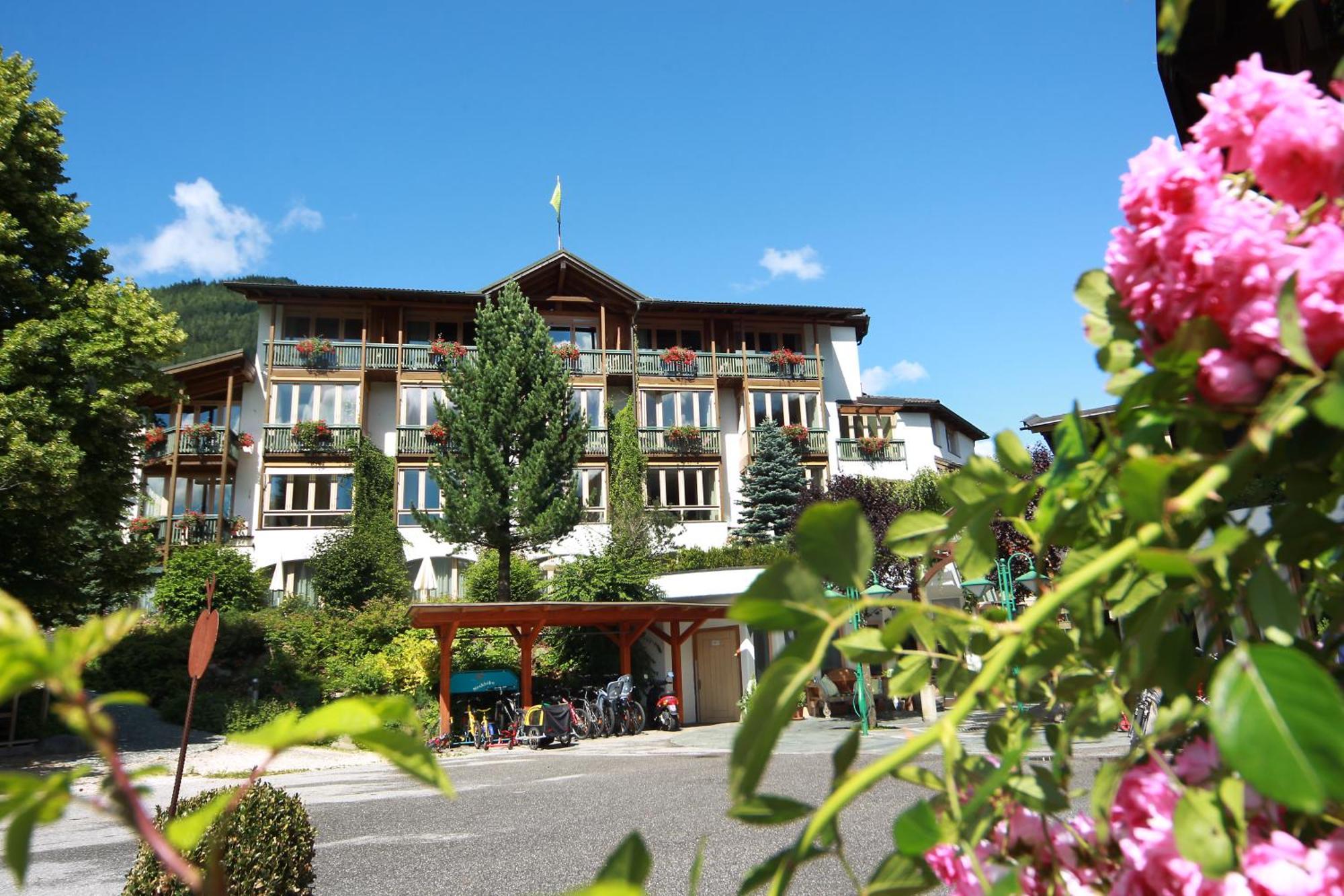Naturhotel Ortners Eschenhof บาด ไคลน์เคิร์ชไฮม์ ภายนอก รูปภาพ