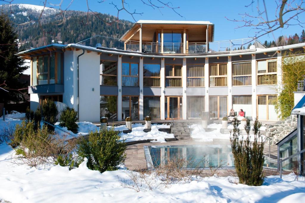 Naturhotel Ortners Eschenhof บาด ไคลน์เคิร์ชไฮม์ ภายนอก รูปภาพ