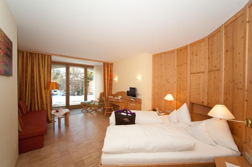 Naturhotel Ortners Eschenhof บาด ไคลน์เคิร์ชไฮม์ ภายนอก รูปภาพ